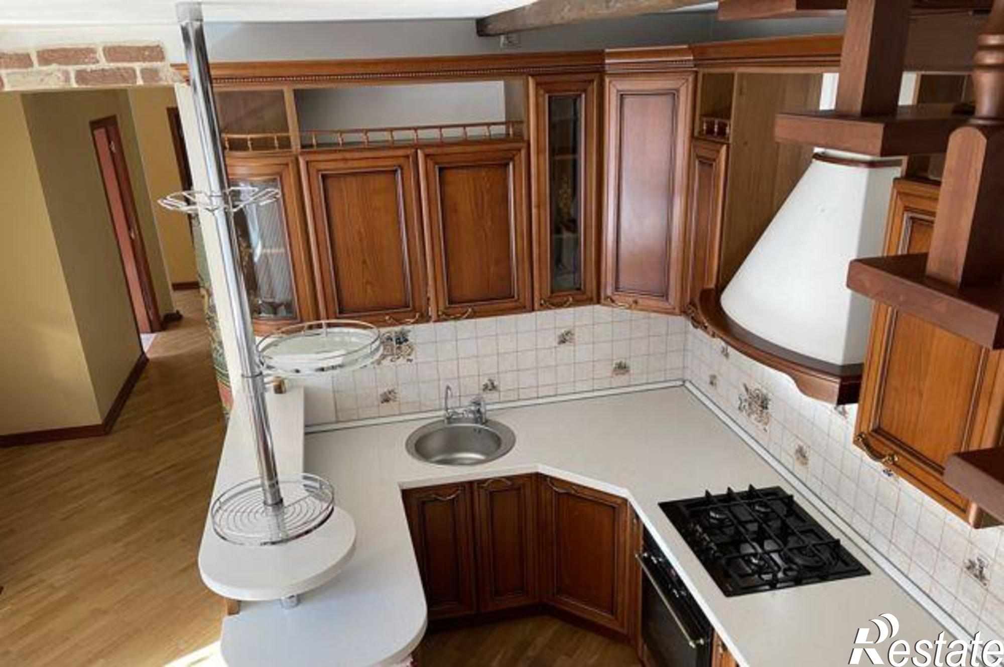 Купить дачу, дом, коттедж за 14 250 000 рублей на Белостокская улица, 34А
