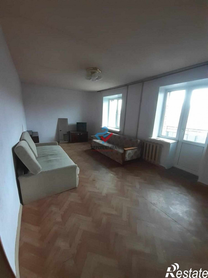 2-комн квартира улица Луначарского, 46