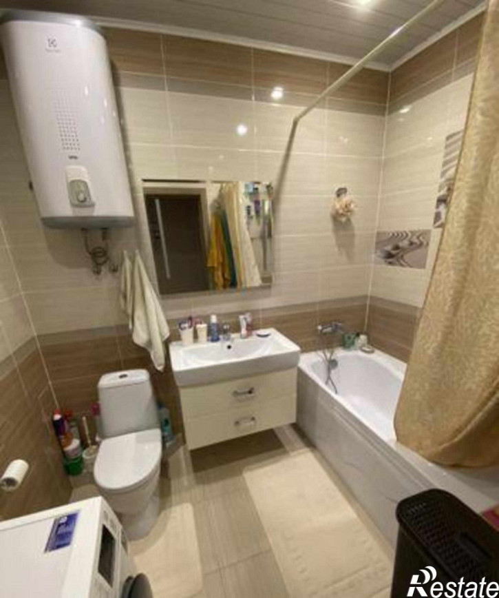 2-комн квартира улица Венеры, 21