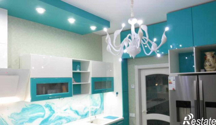 2-комн квартира проспект Космонавтов, 32Б
