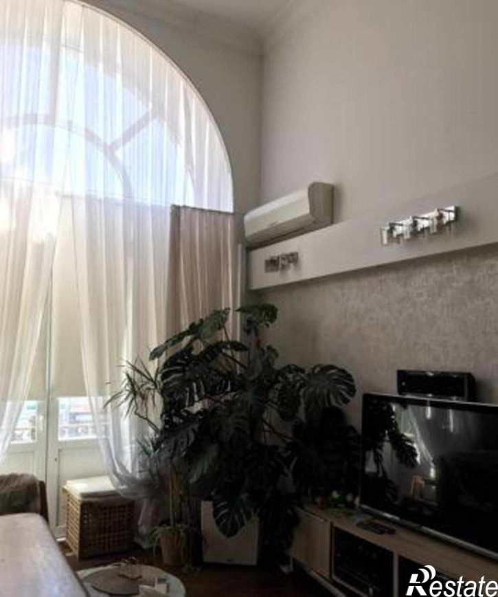4-комн квартира площадь Карла Маркса, 24