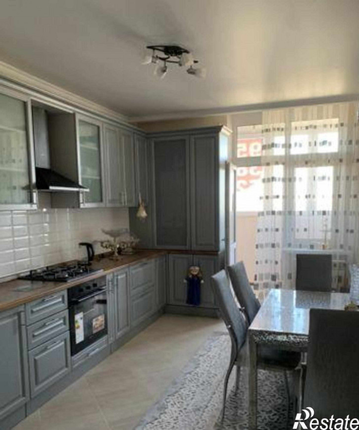 2-комн квартира улица Богданова, 79