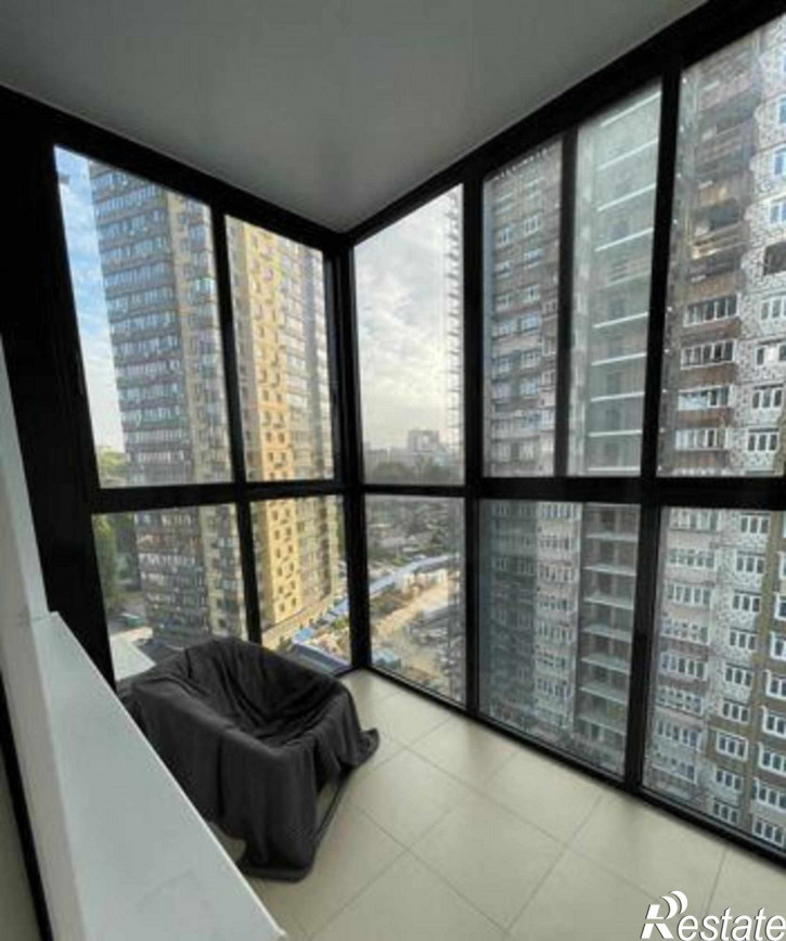 2-комн квартира проспект Сиверса, 32