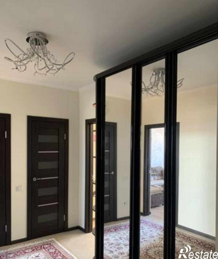 2-комн квартира улица Богданова, 79