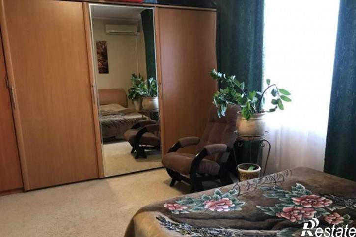 3-комн квартира проспект Королёва, 27/5