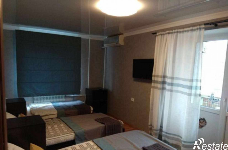 2-комн квартира проспект Стачки, 184к3
