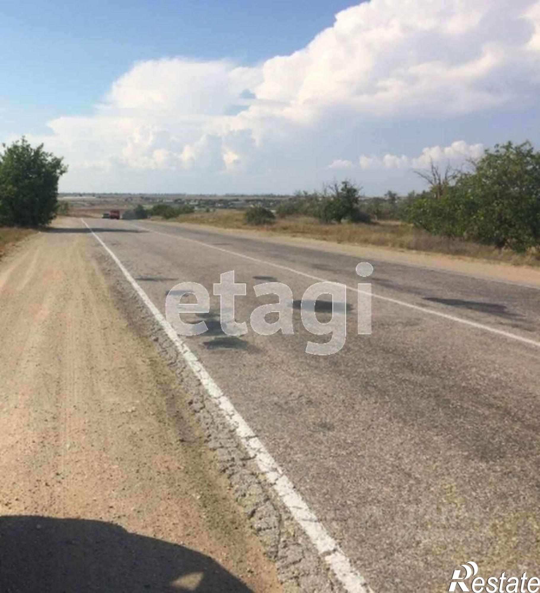 Купить землю, земельный участок за 200 000 рублей на ул Комсомольская