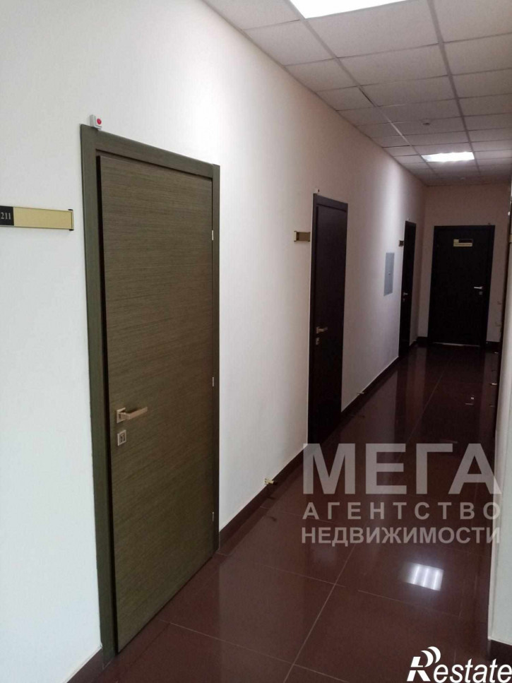 Офис 3 Интернационала ул, 105
