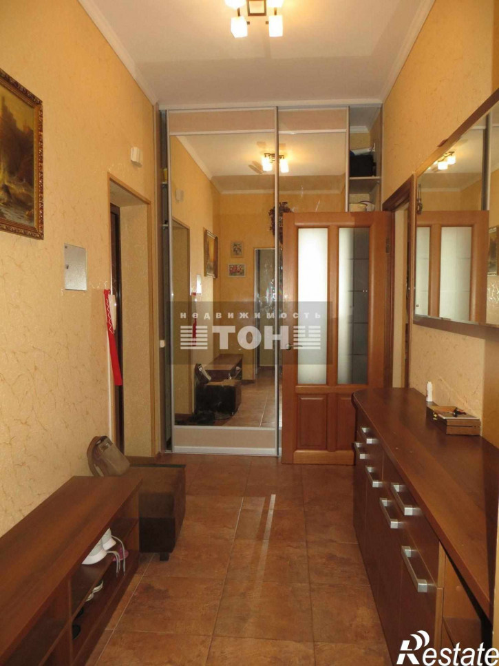 2-комн квартира ул. Янтарная, 13
