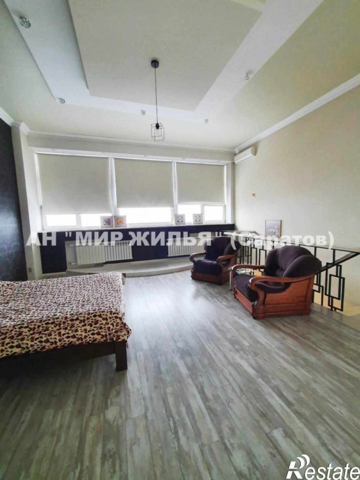 3-комн квартира Мичурина ул, 140/142
