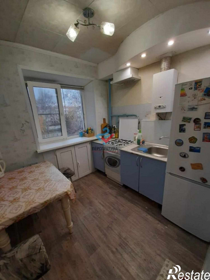 3-комн квартира улица Славы, 4