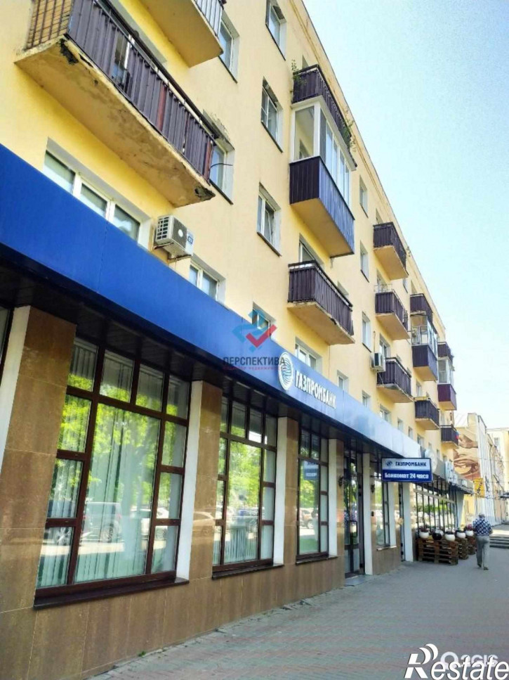3-комн квартира улица Славы, 4