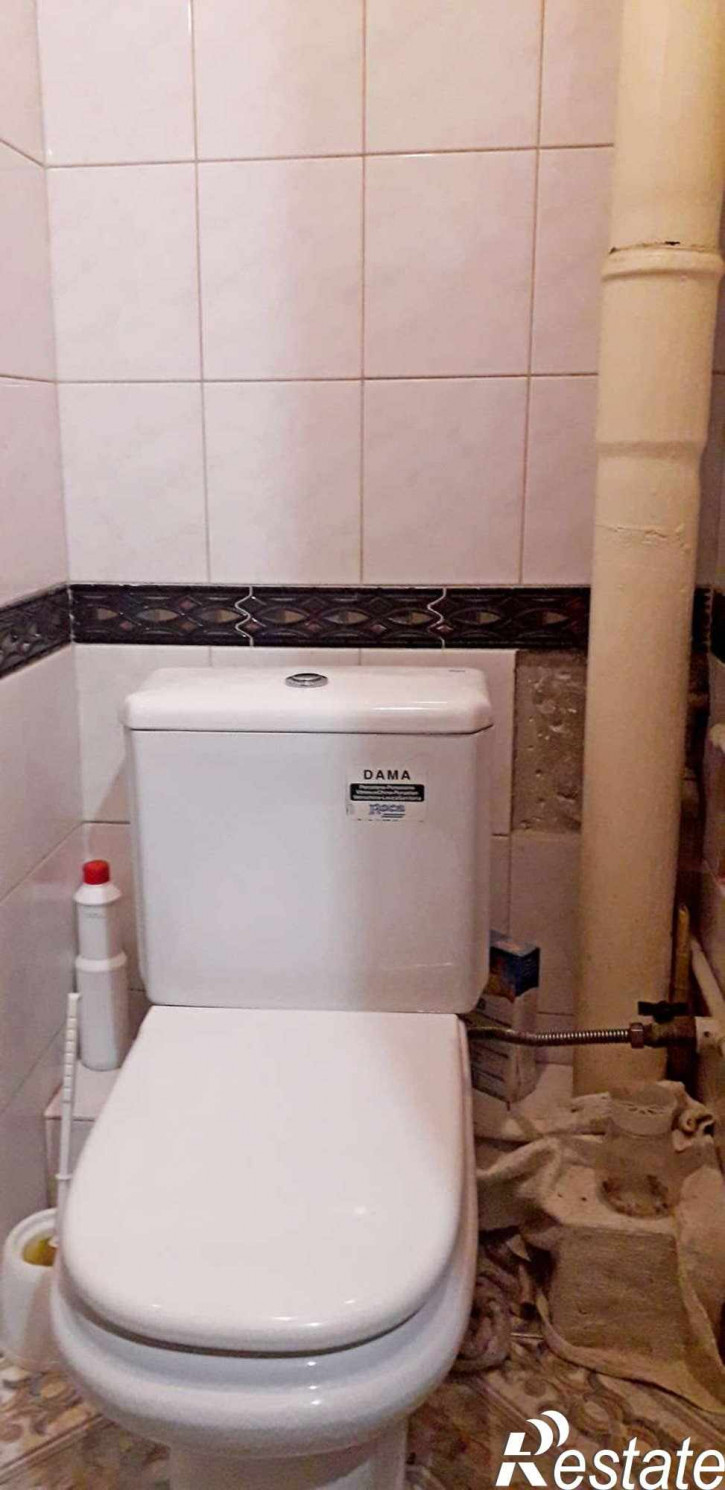 4-комн квартира Щорса улица, 46