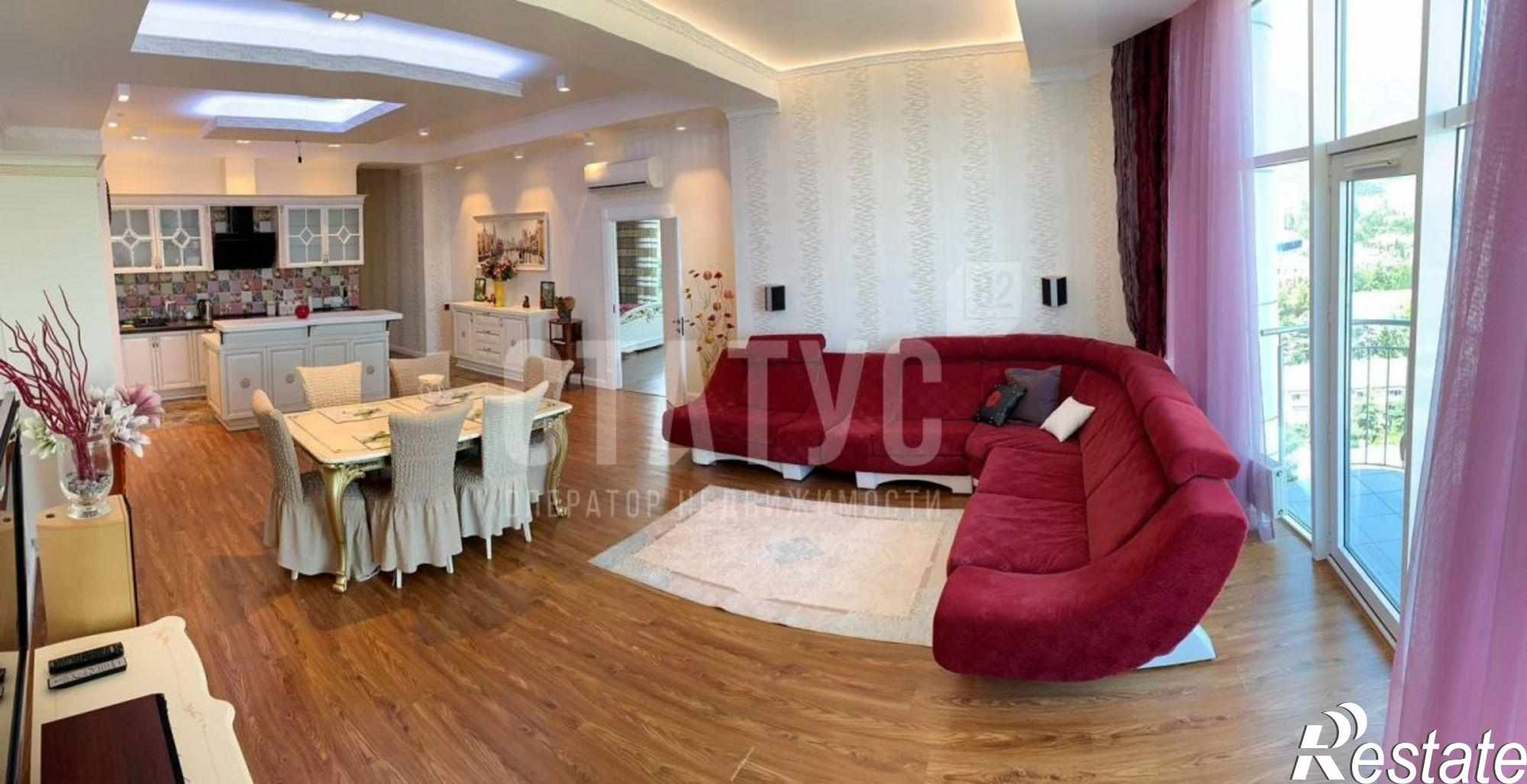 Сдать квартиру за 300 000 рублей на им Карла Маркса ул, 18 а