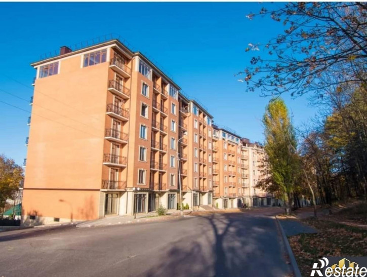 2-комн квартира Парковая ул.