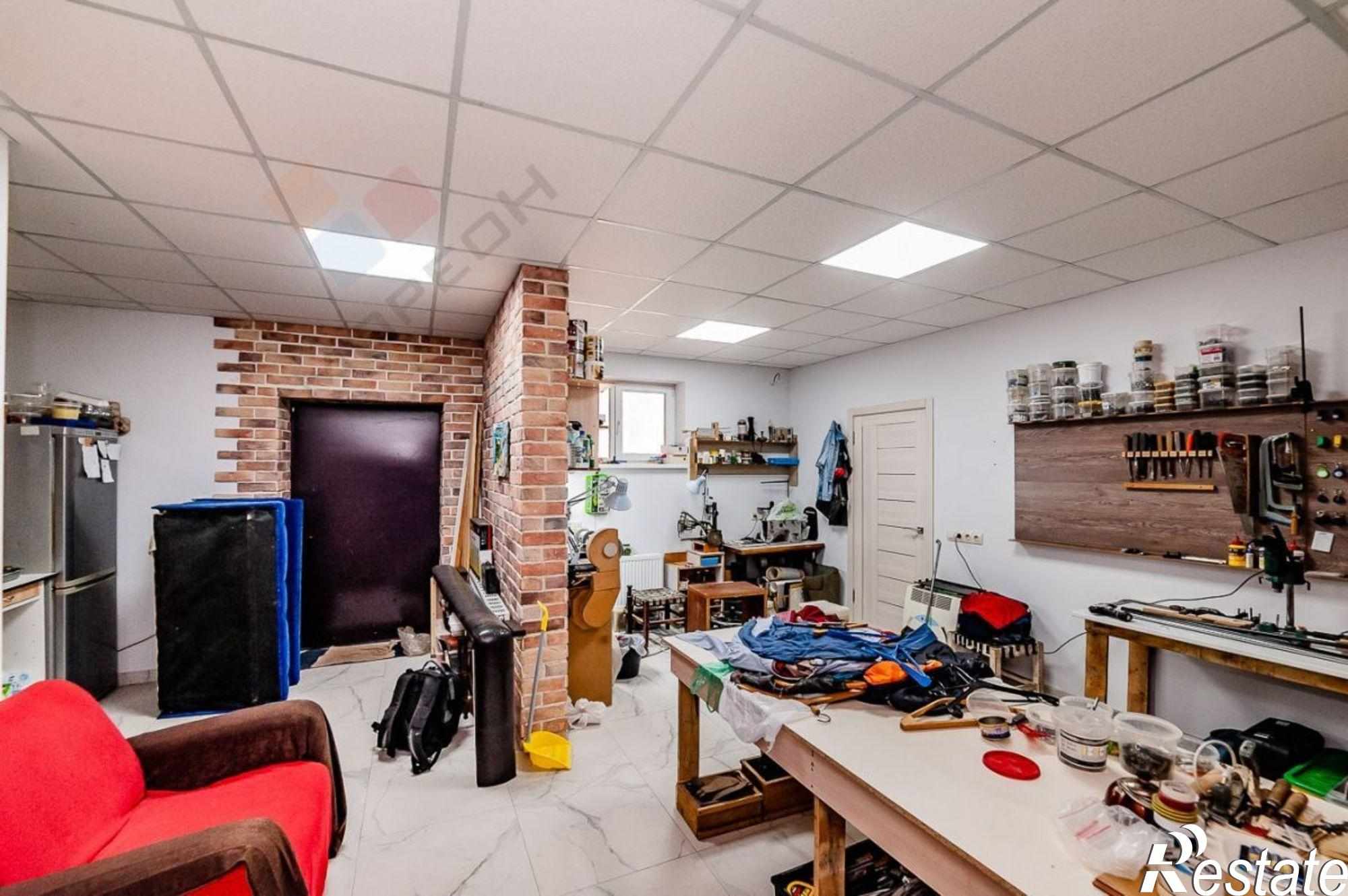 Купить офис, помещение под офис за 2 500 000 рублей на Заполярная ул, 35к6