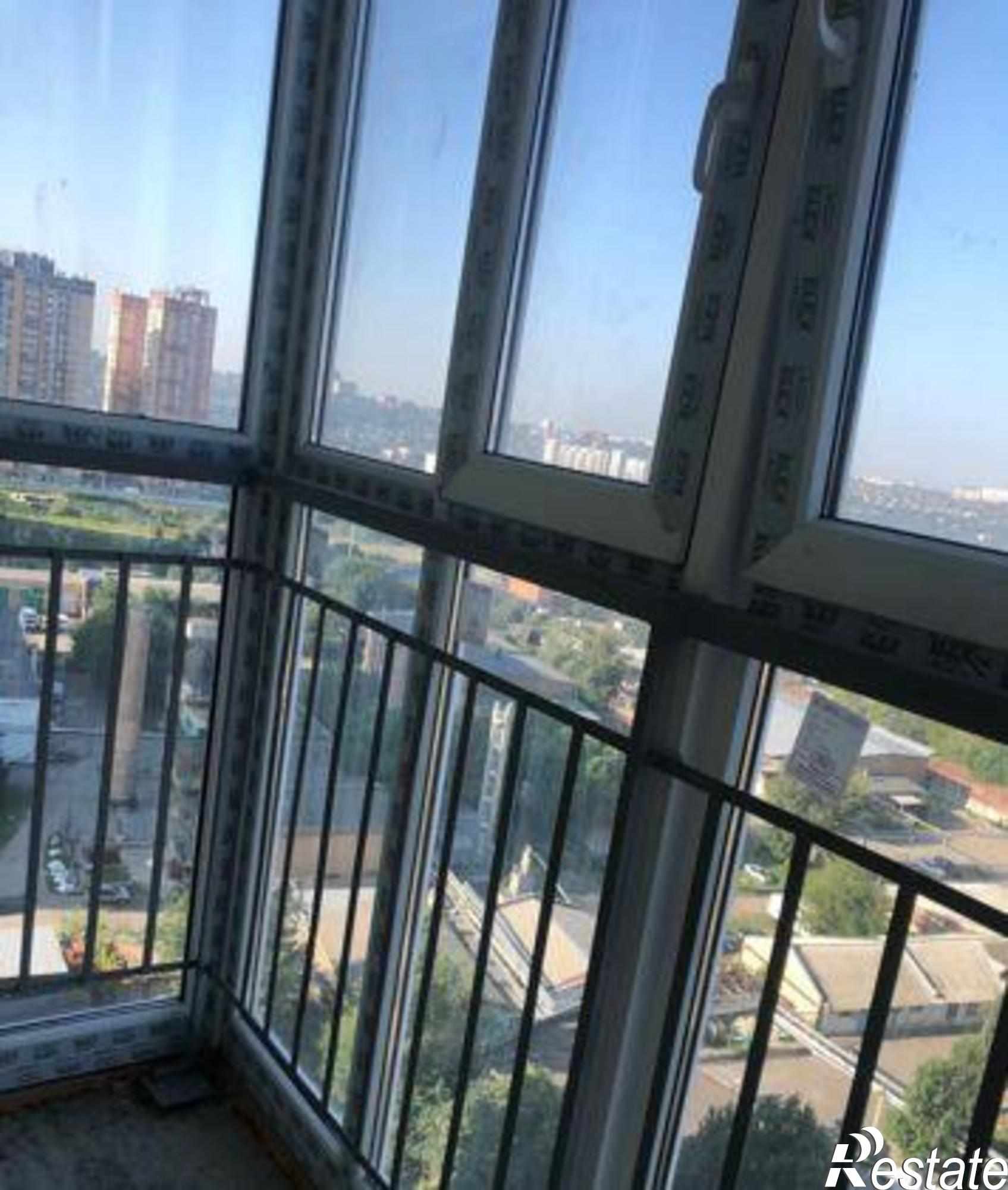 Купить квартиру за 3 750 000 рублей на Таврическая улица, 4