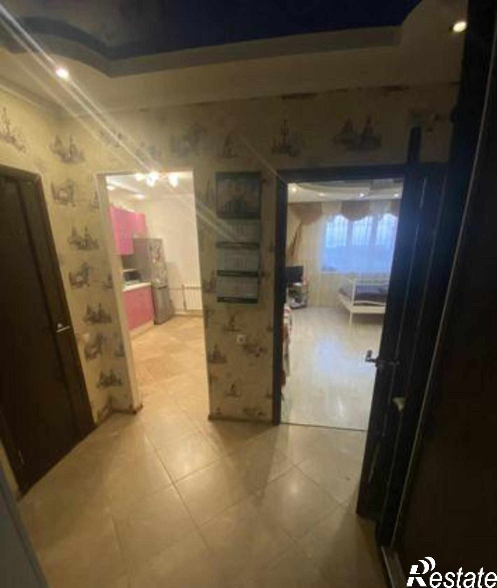 Купить квартиру за 3 750 000 рублей на улица Жмайлова, 4/2