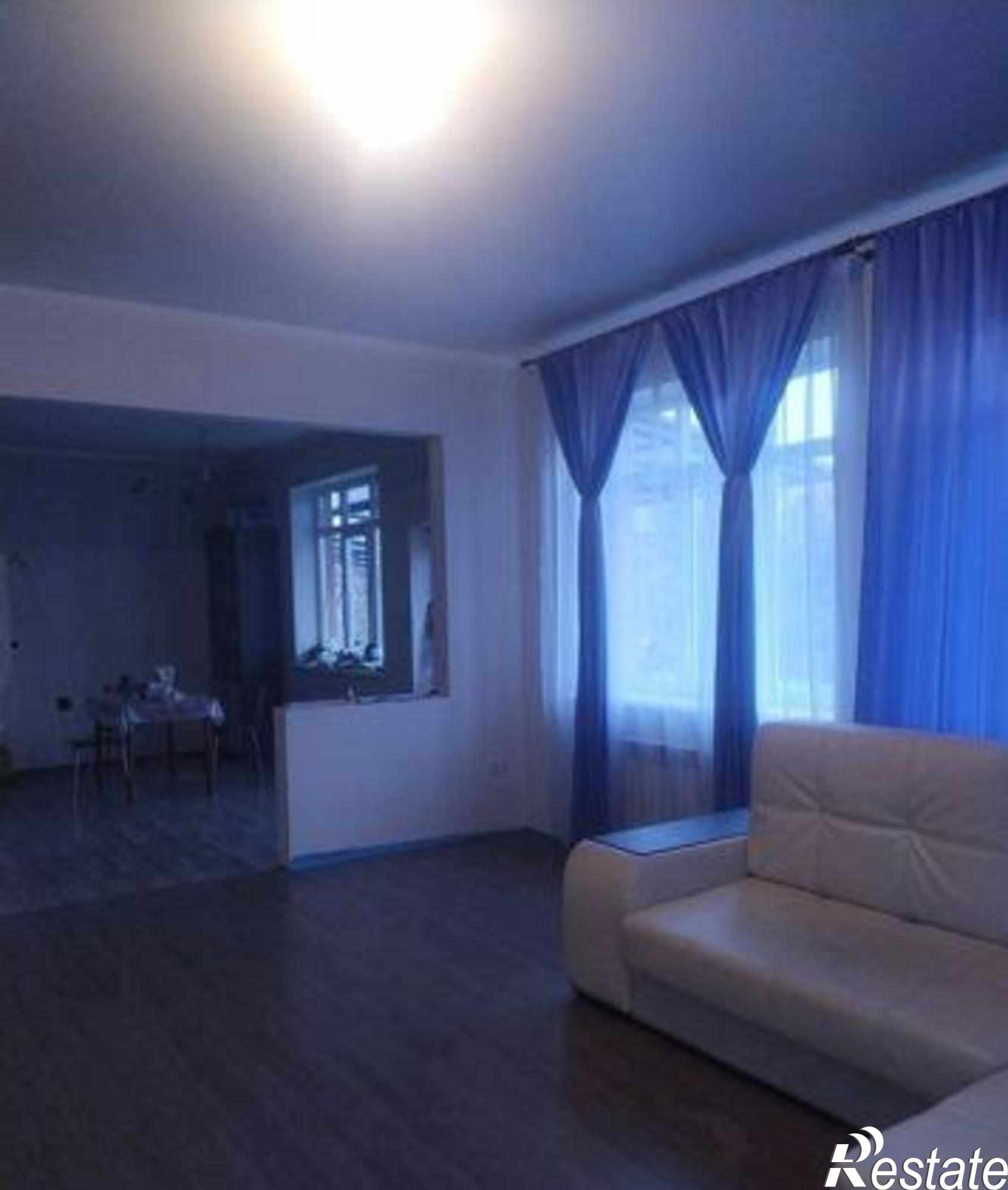 Купить дачу, дом, коттедж за 12 070 000 рублей на улица Малиновского, 270