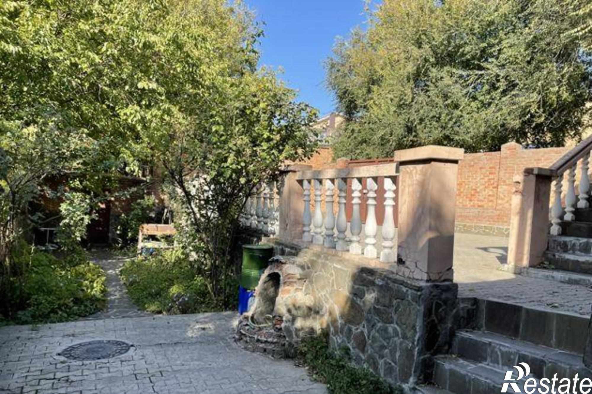 Купить дачу, дом, коттедж за 10 450 000 рублей на улица Чкалова, 50А