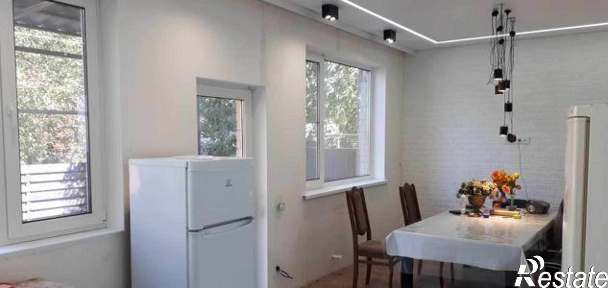 Купить дачу, дом, коттедж за 8 060 000 рублей на Знакомая улица, 34