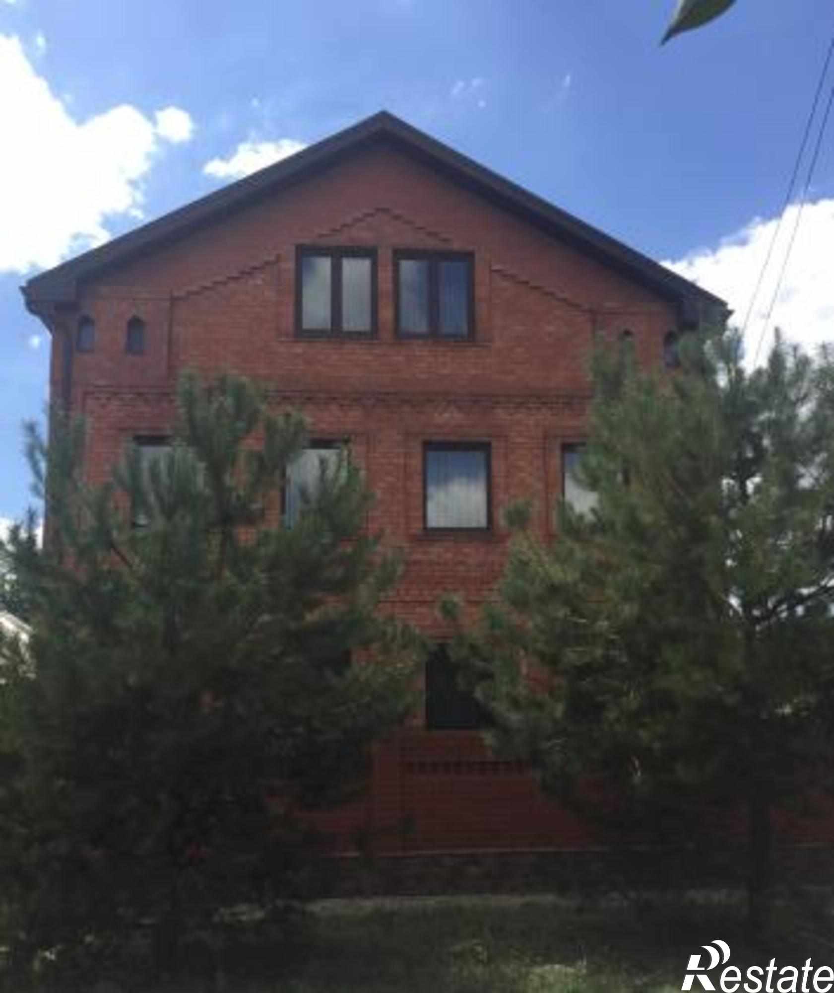 Купить дачу, дом, коттедж за 13 300 000 рублей на Молодёжная улица, 56А