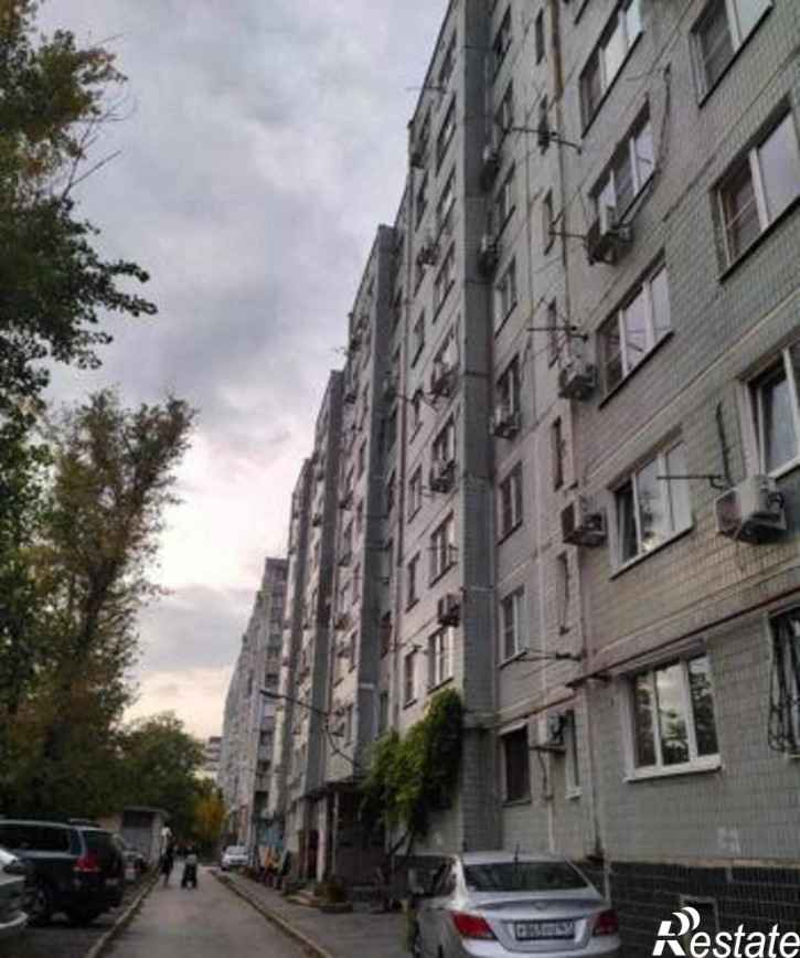 3-комн квартира улица Федора Зявкина, 31