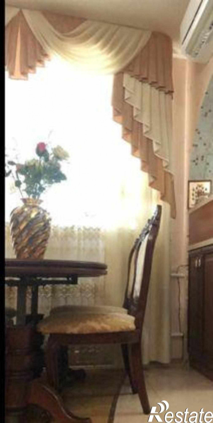 3-комн квартира Адыгейская улица, 74