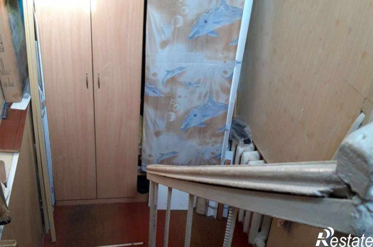 4-комн квартира улица 34-я Линия, 40
