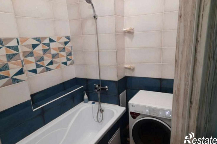 2-комн квартира переулок Коблова, 4