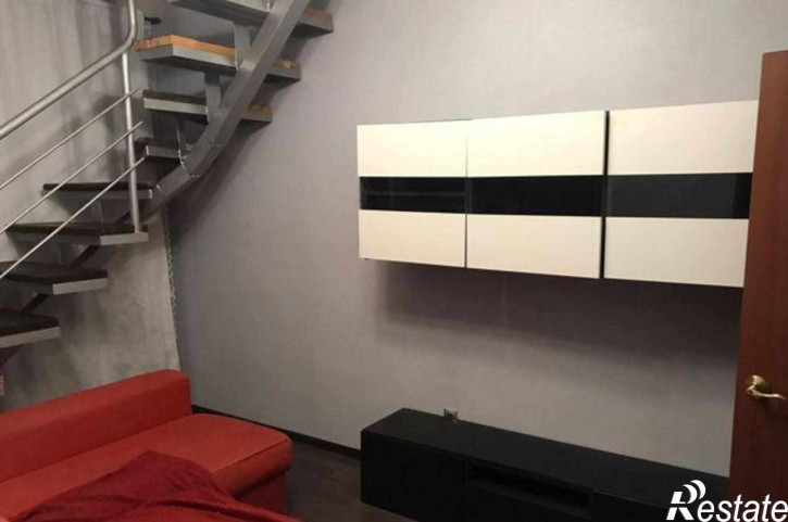 2-комн квартира Педагогический переулок, 6