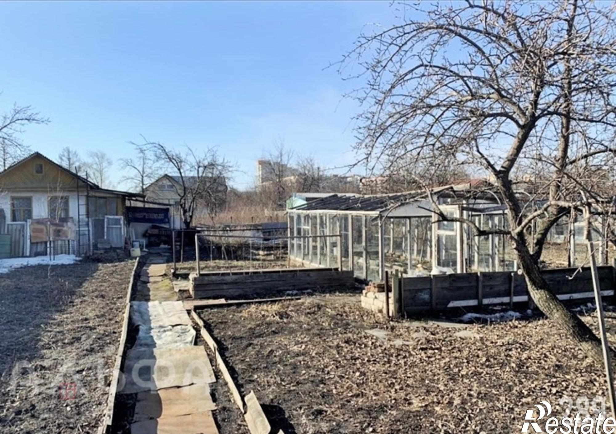 Купить землю, земельный участок за 700 000 рублей на 8-я улица, уч. 724