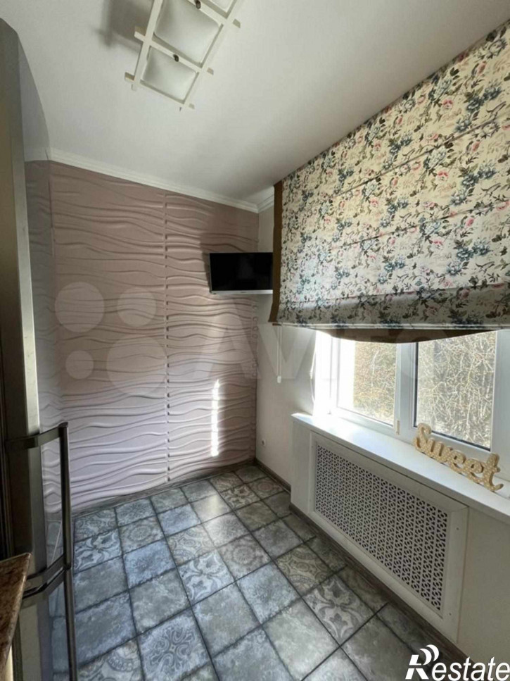 3-комн квартира Доваторцев ул, 49/3