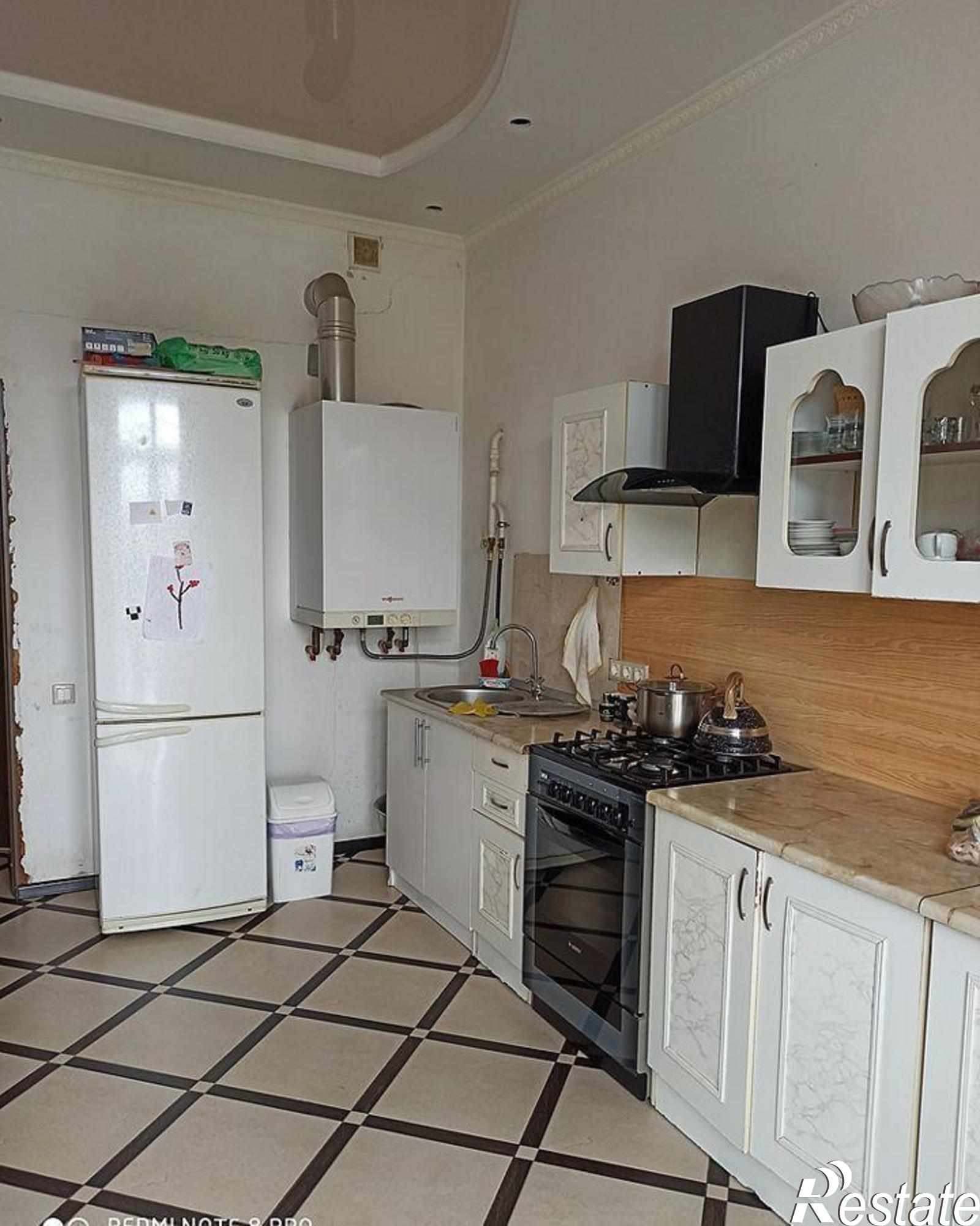 Купить дачу, дом, коттедж за 19 500 000 рублей на улица Серебряная
