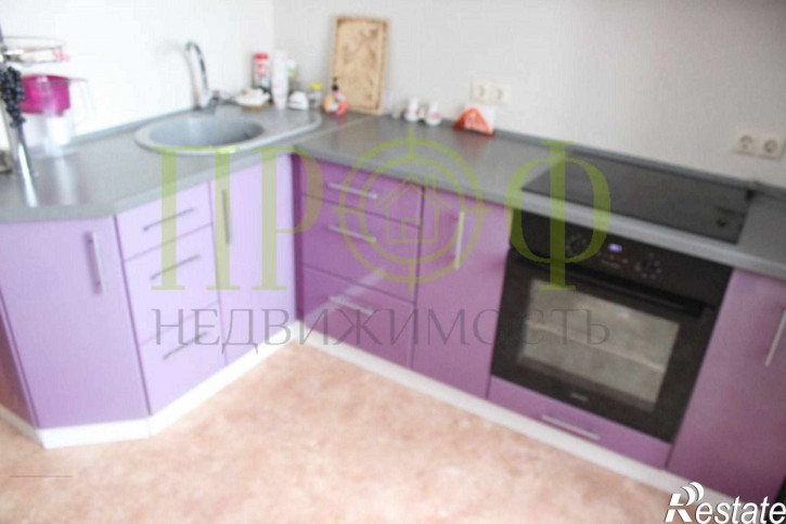 2-комн квартира пер. Рекордный,5