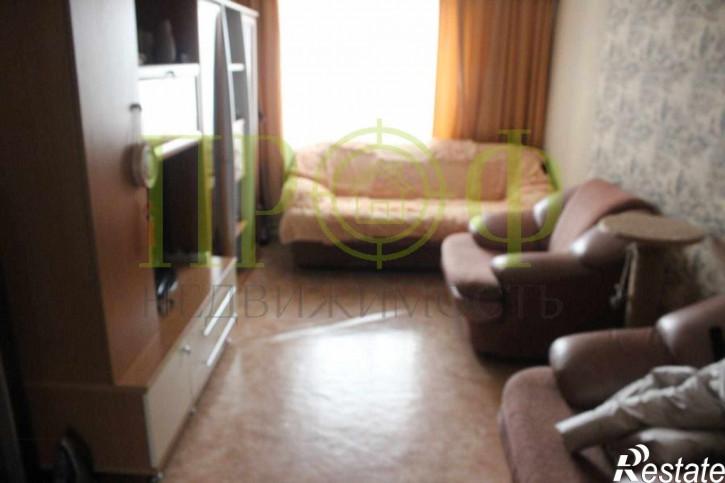 2-комн квартира пер. Рекордный,5