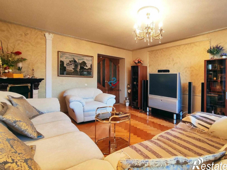 5-комн квартира Красная улица, 64А