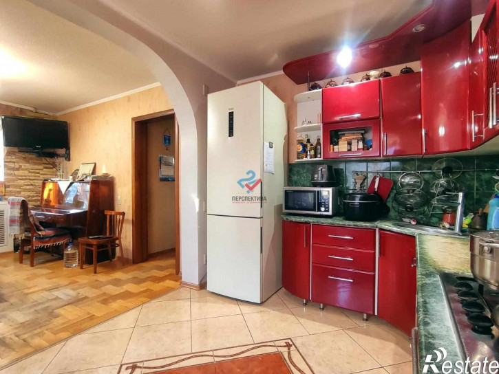 5-комн квартира Красная улица, 64А