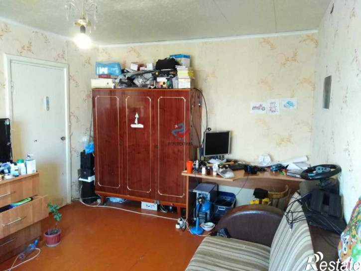 2-комн квартира улица Попова, 48