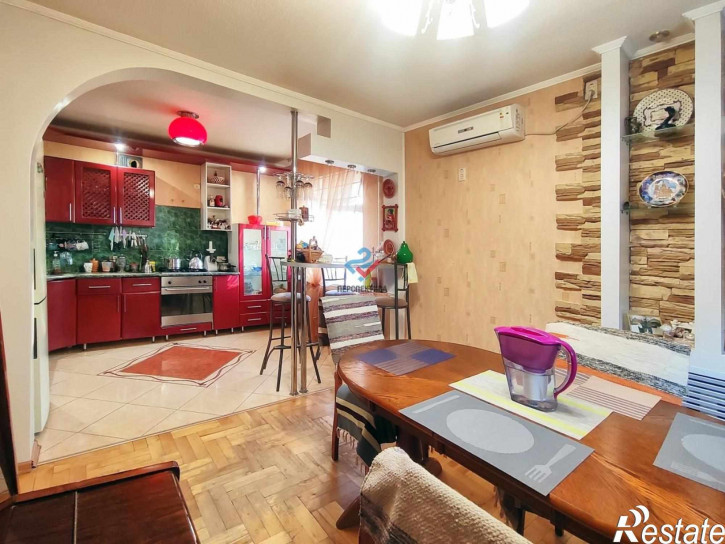 5-комн квартира Красная улица, 64А