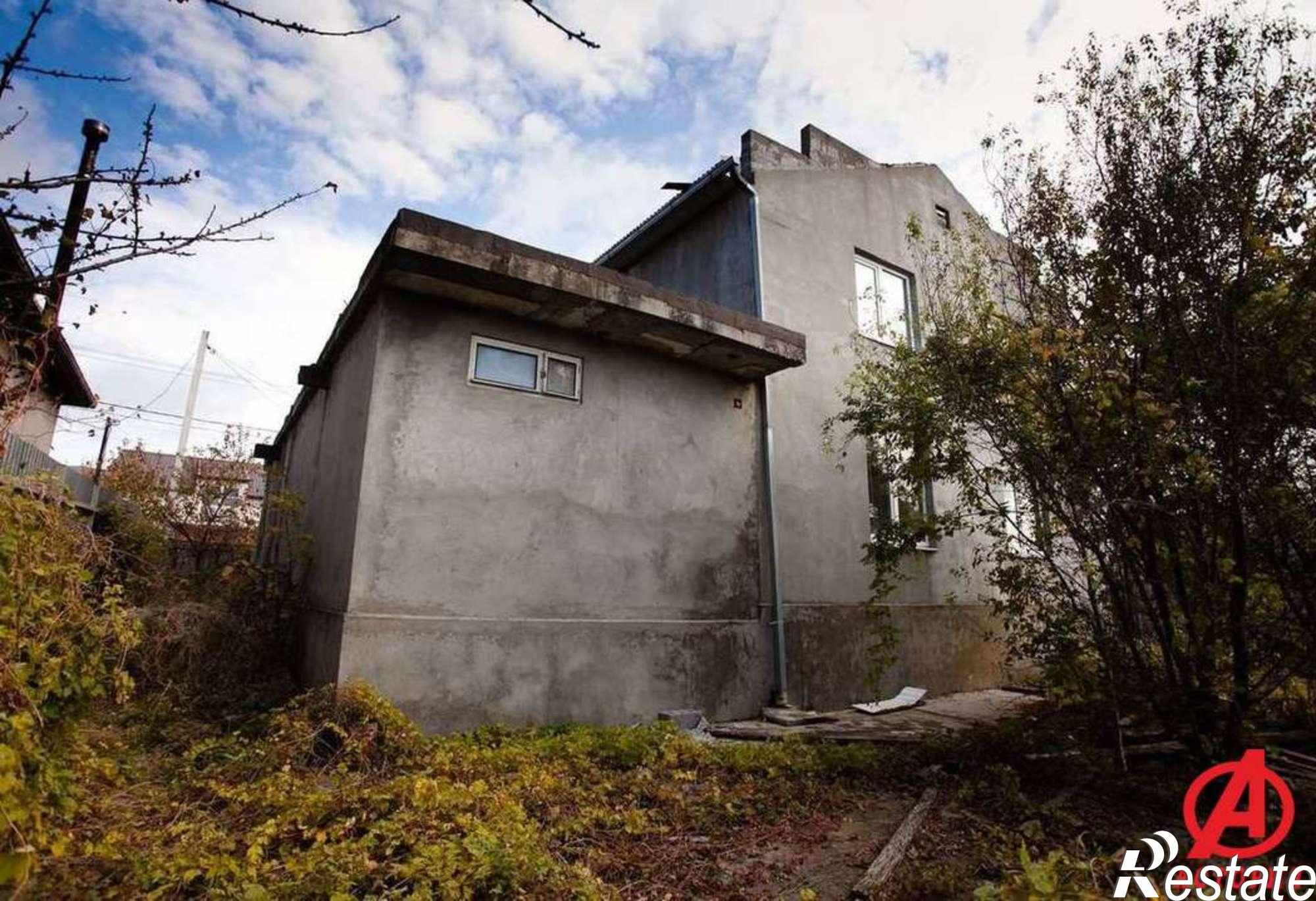 Купить дачу, дом, коттедж за 7 600 000 рублей на Цветочная улица, дом 8