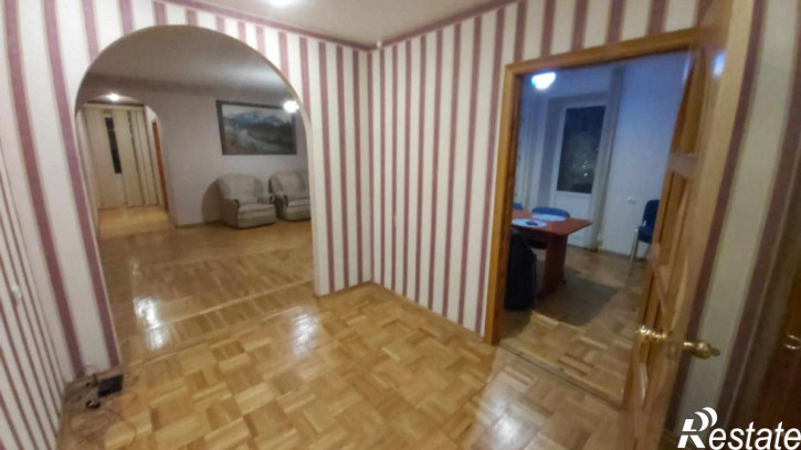 3-комн квартира Мира ул, 4А