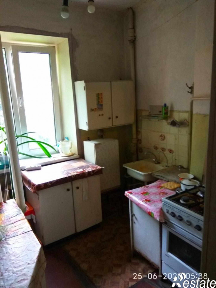 3-комн квартира Луначарского ул, 28