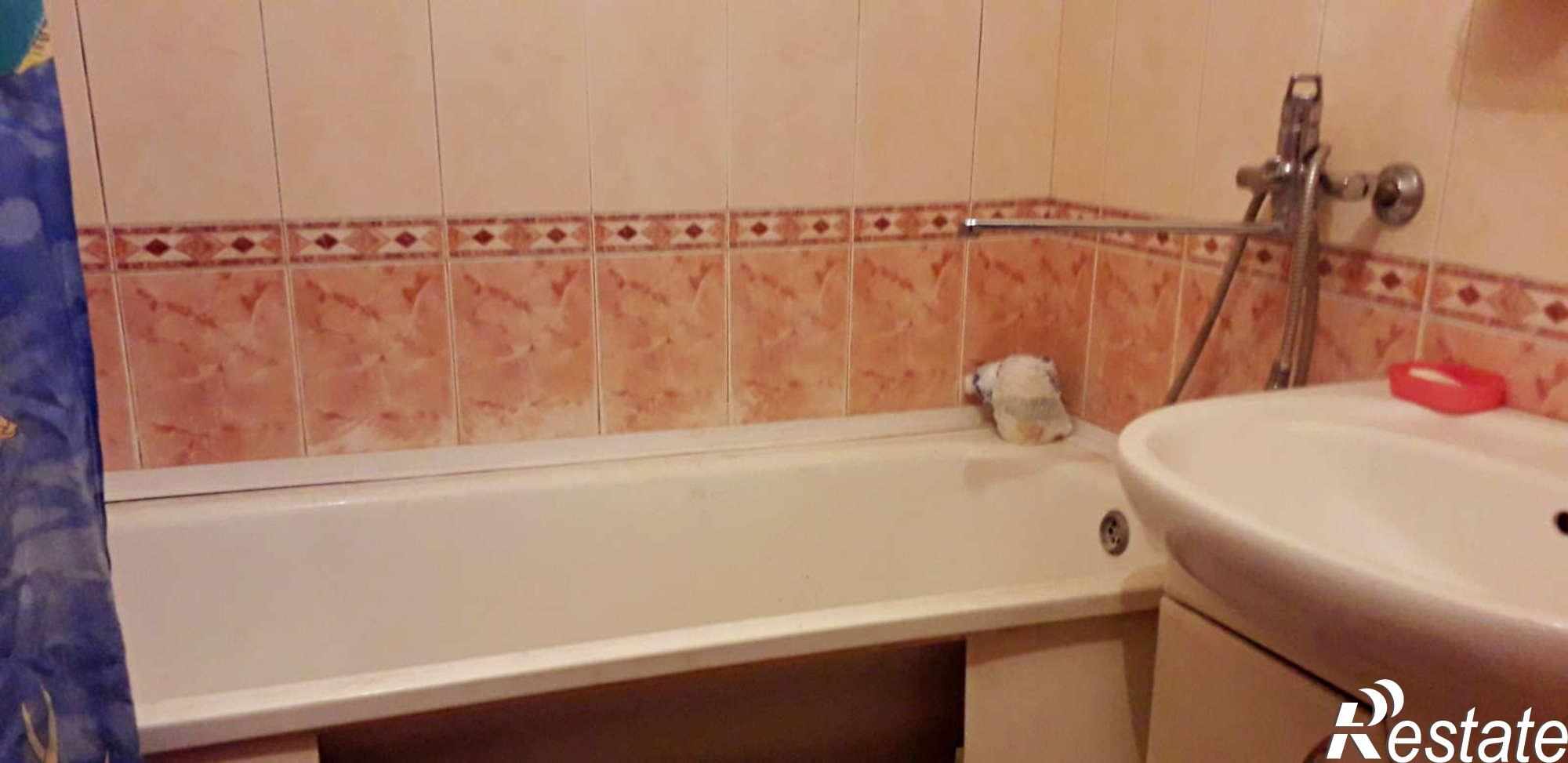 Купить квартиру за 7 090 000 рублей на Есенина улица, 36