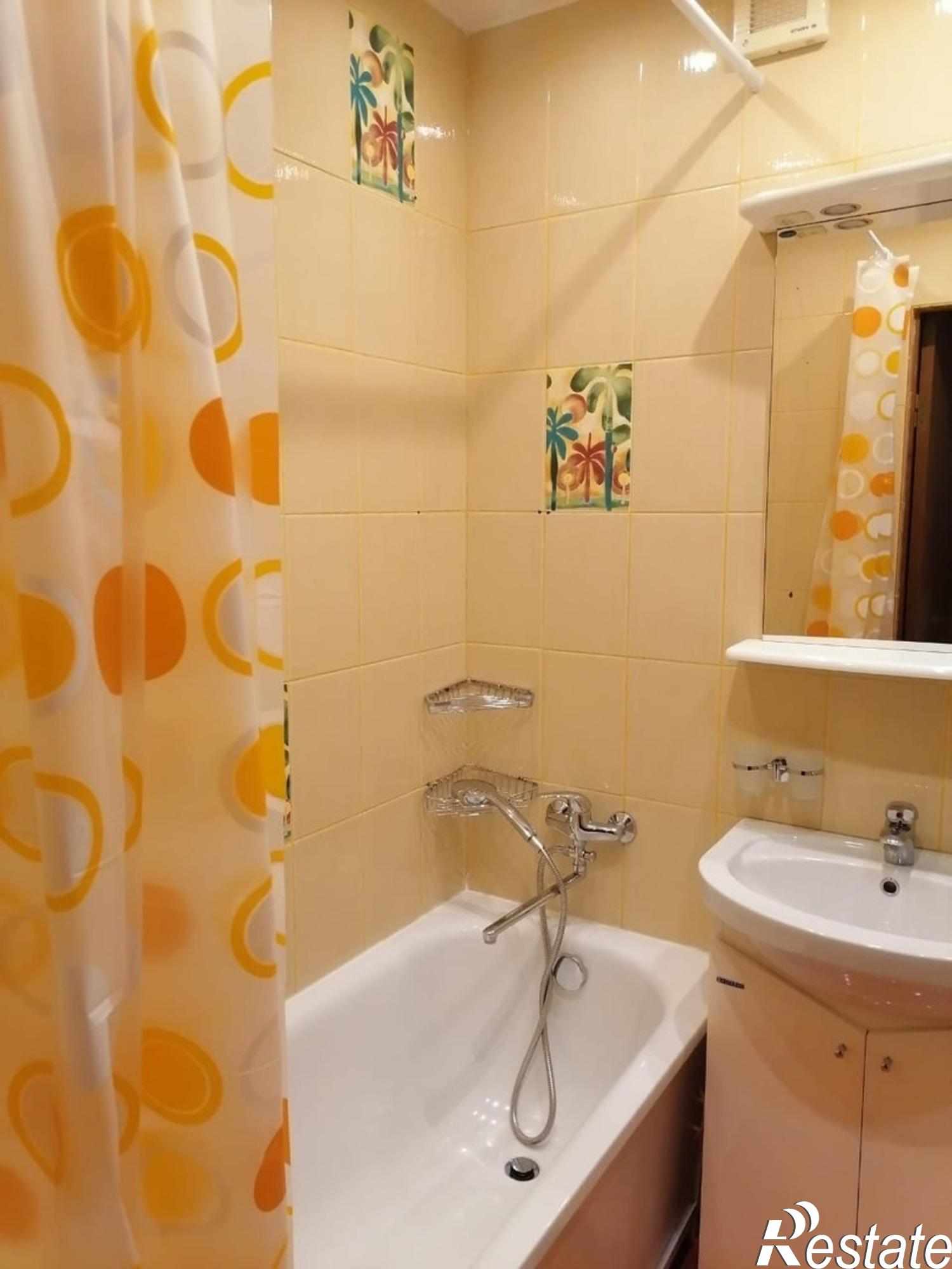 Сдать квартиру за 15 000 рублей на Советской Армии улица, 144