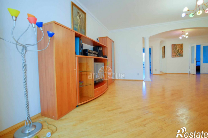 2-комн квартира Морозова, 82