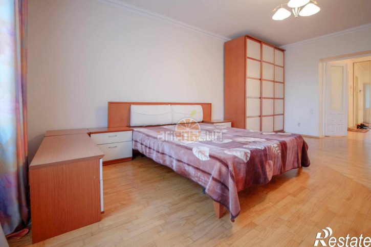 2-комн квартира Морозова, 82