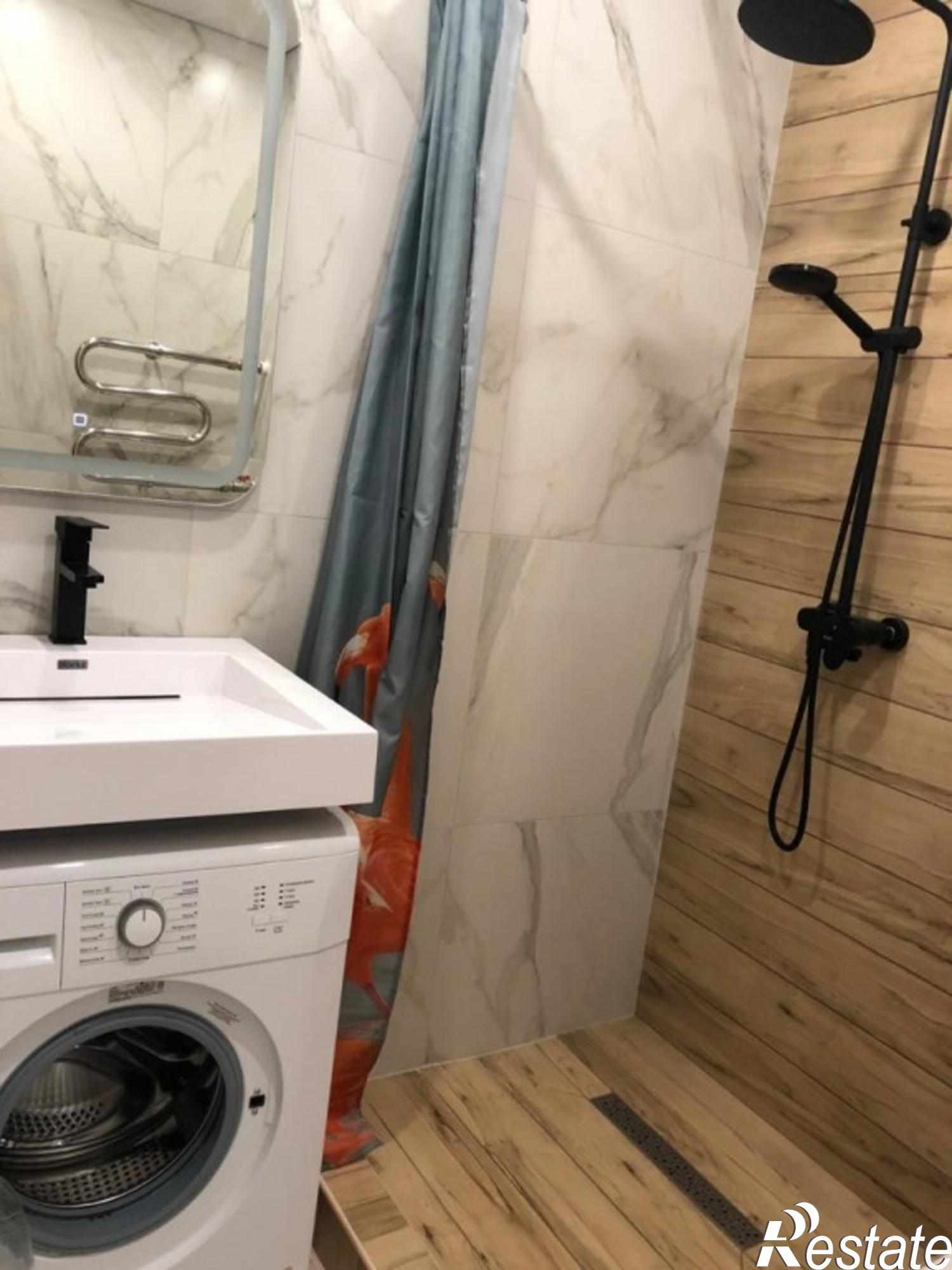 Купить квартиру за 6 750 000 рублей на Парус, 20