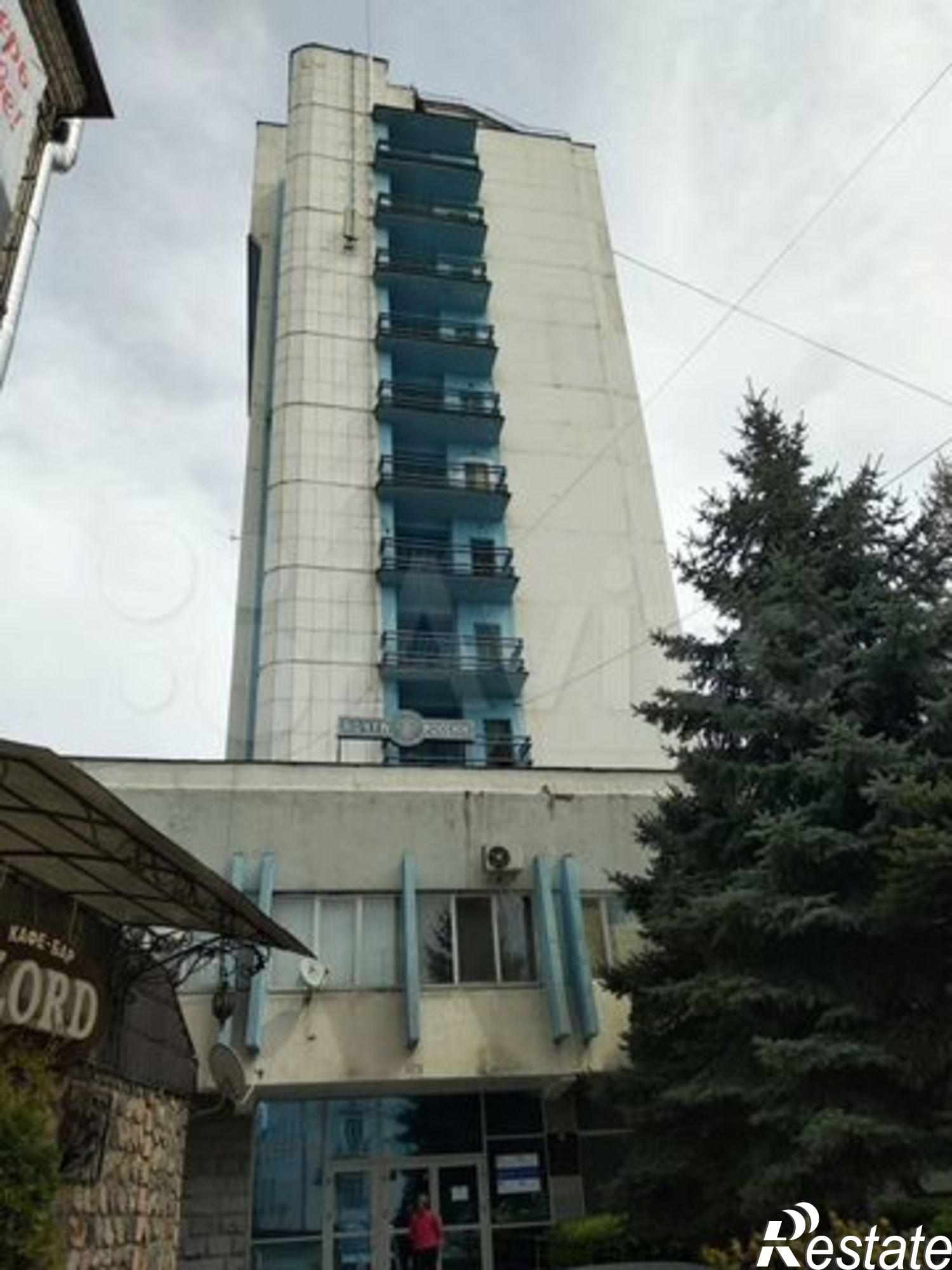 Сдать офис, помещение под офис за 11 240 рублей на проспект Шогенцукова, 14