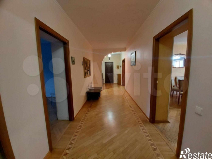 4-комн квартира Мира ул, 460/3